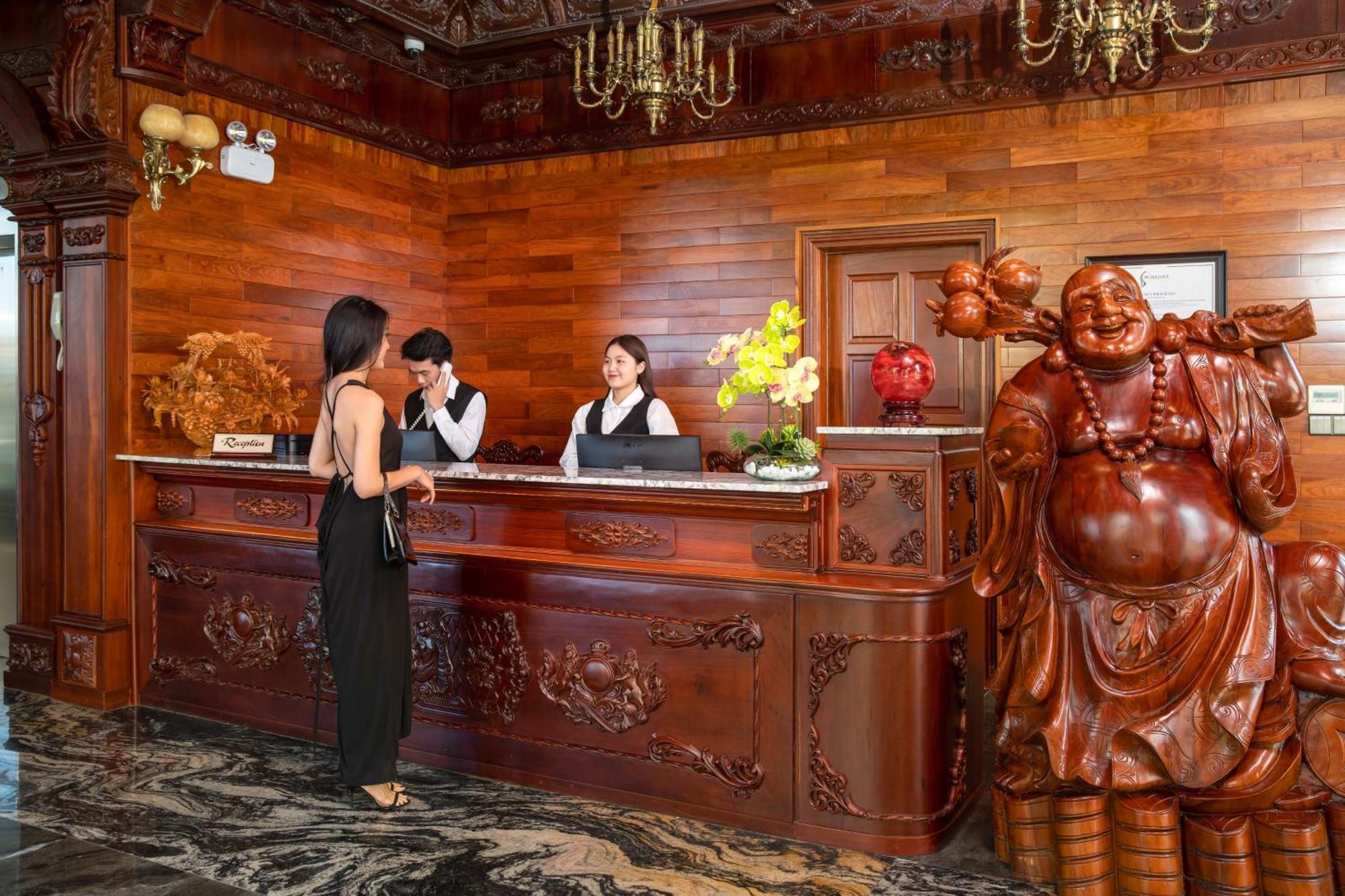 Monalisa Luxury Hotel Đà Nẵng Exterior foto
